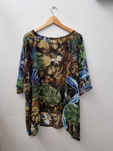Lilly Yoryu Chiffon Poncho