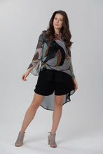 Black & White Print Slit Sleeve Top