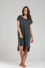 A Floral Ramie Cap Sleeve Top