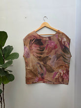 A Floral Ramie Cap Sleeve Top