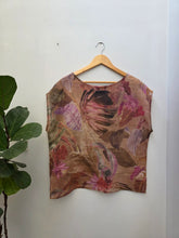 A Floral Ramie Cap Sleeve Top