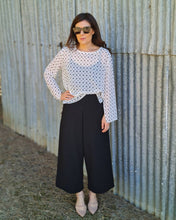 New Abstract Print Slit Sleeve Top